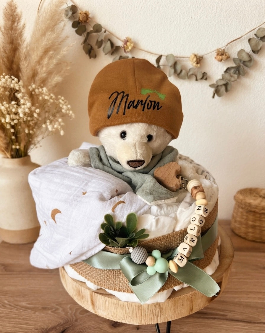 Windeltorte, personalisiert mit Namen  Babygeschenk Geburt, Taufe/ Babyshower-  Teddybär, Giraffe, Löwe, mit Schnullerkette und Babysocken