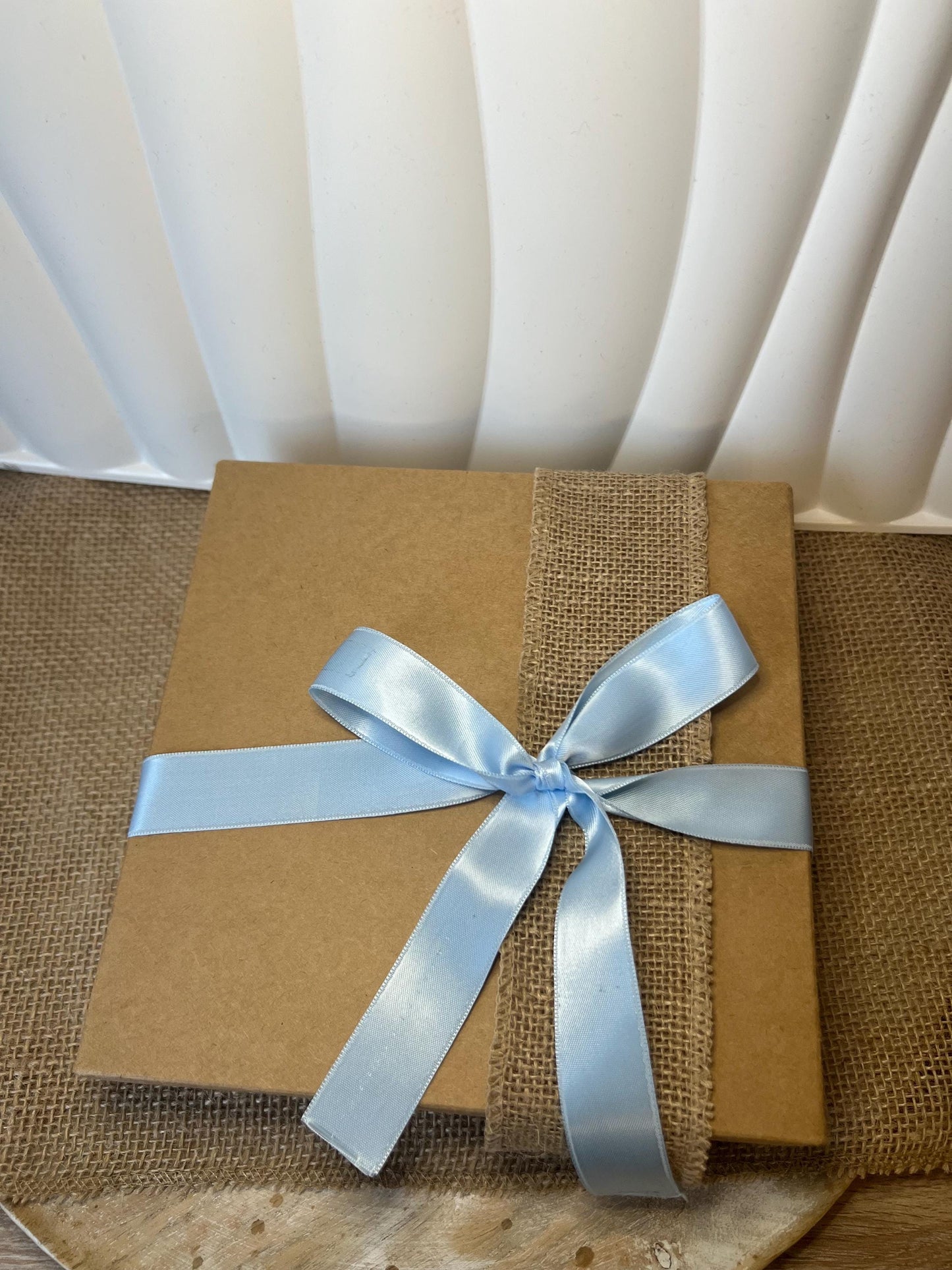 Baby Geschenkbox, zur Geburt, Neugeborene, personalisierte Geschenkidee