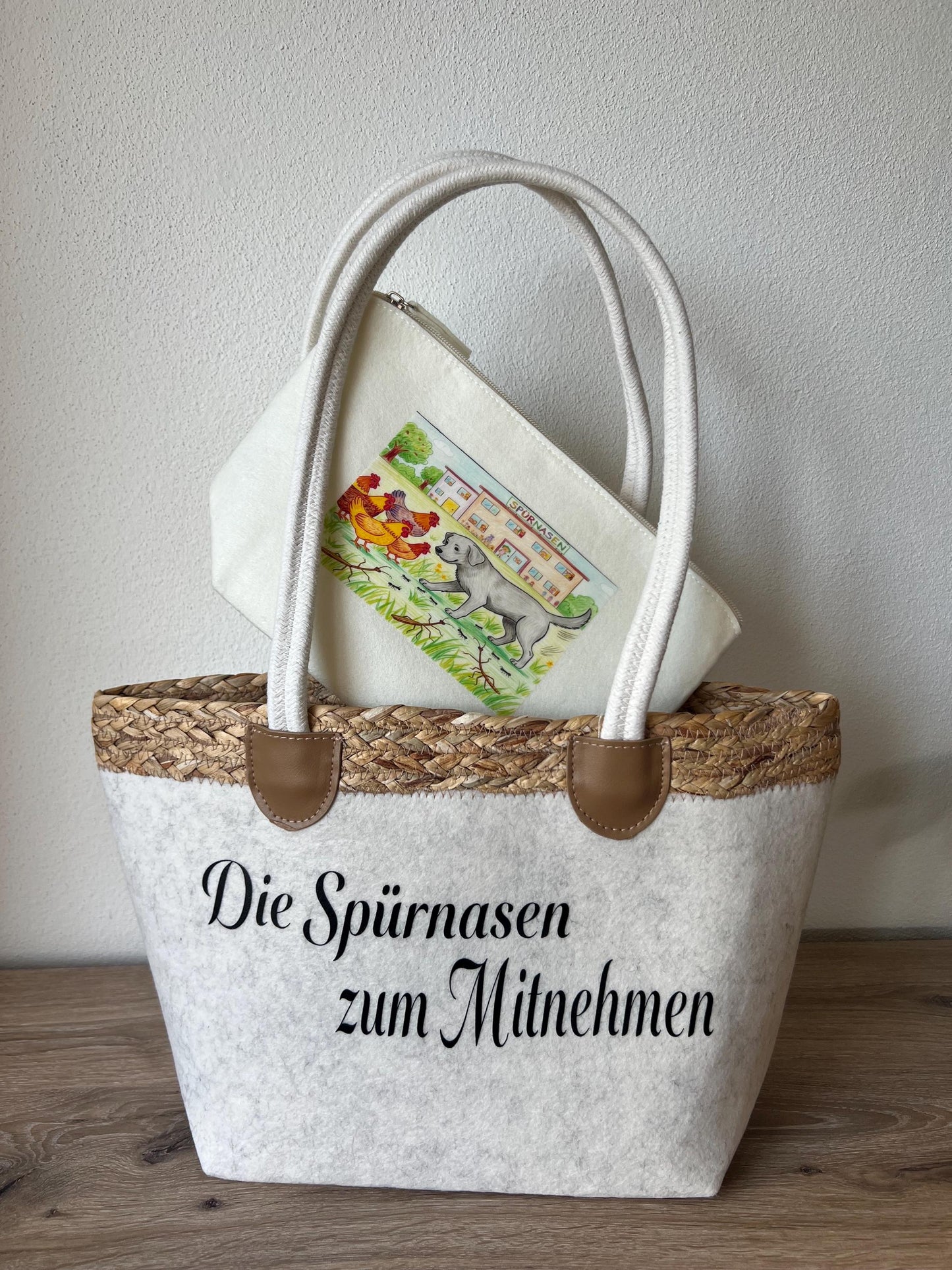 Filztasche,  mit gewebtem Rand,Shopper, Umhängetasche, Geschenkidee, Erzieherin mit Herz, Nachbarin mit Herz, Oma, Lieblingskollegin