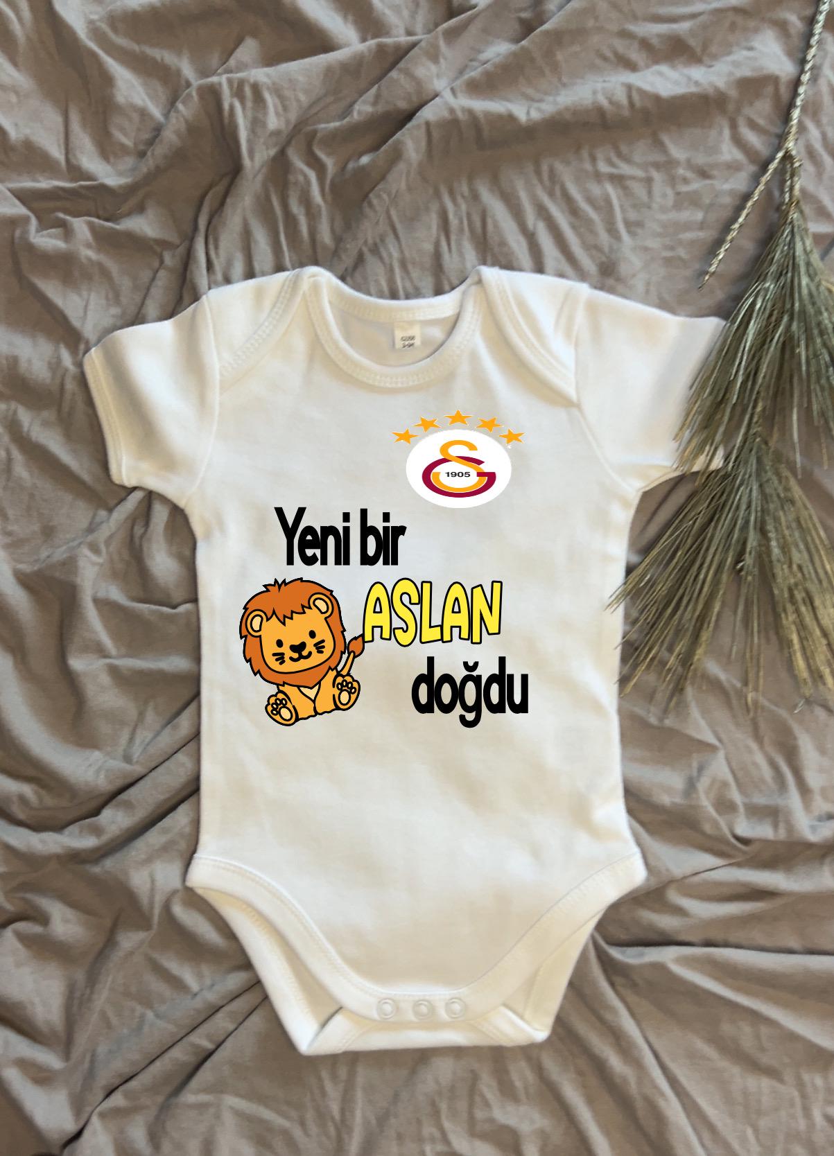 Galatasaray , Aslan, yeni bir aslan doğdu, Baby Body Galatasaray Personalisiert - Wunschname, perfektes Geschenk für die neuen Fans