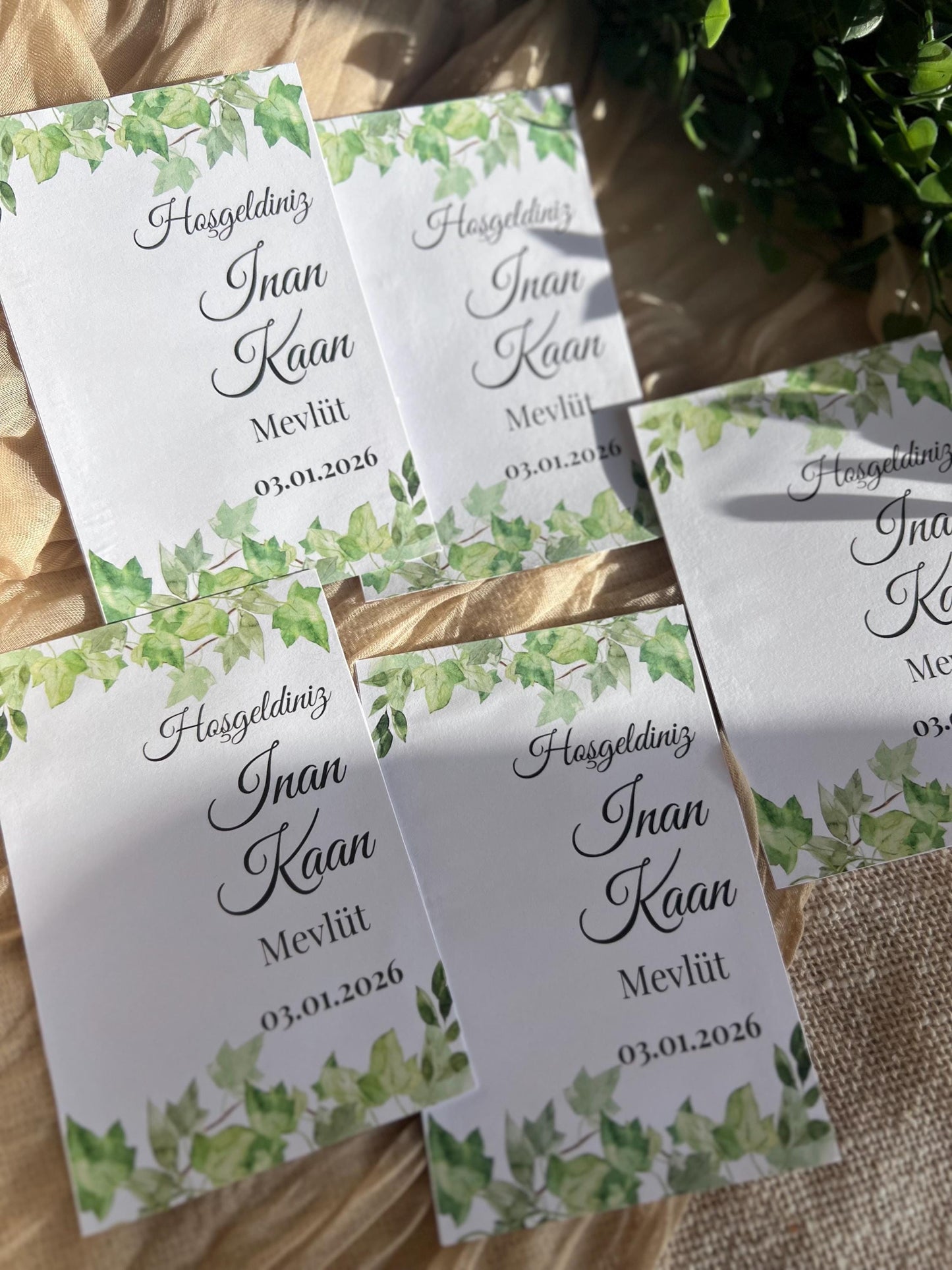 Personalisierte Mevlüt Karte, Gastgeschenk mit Kolonya Sprühflasche, Mevlüt Hediye, Tischkarte, Baby, Sünnet, Nişan, Bebek Geschenk