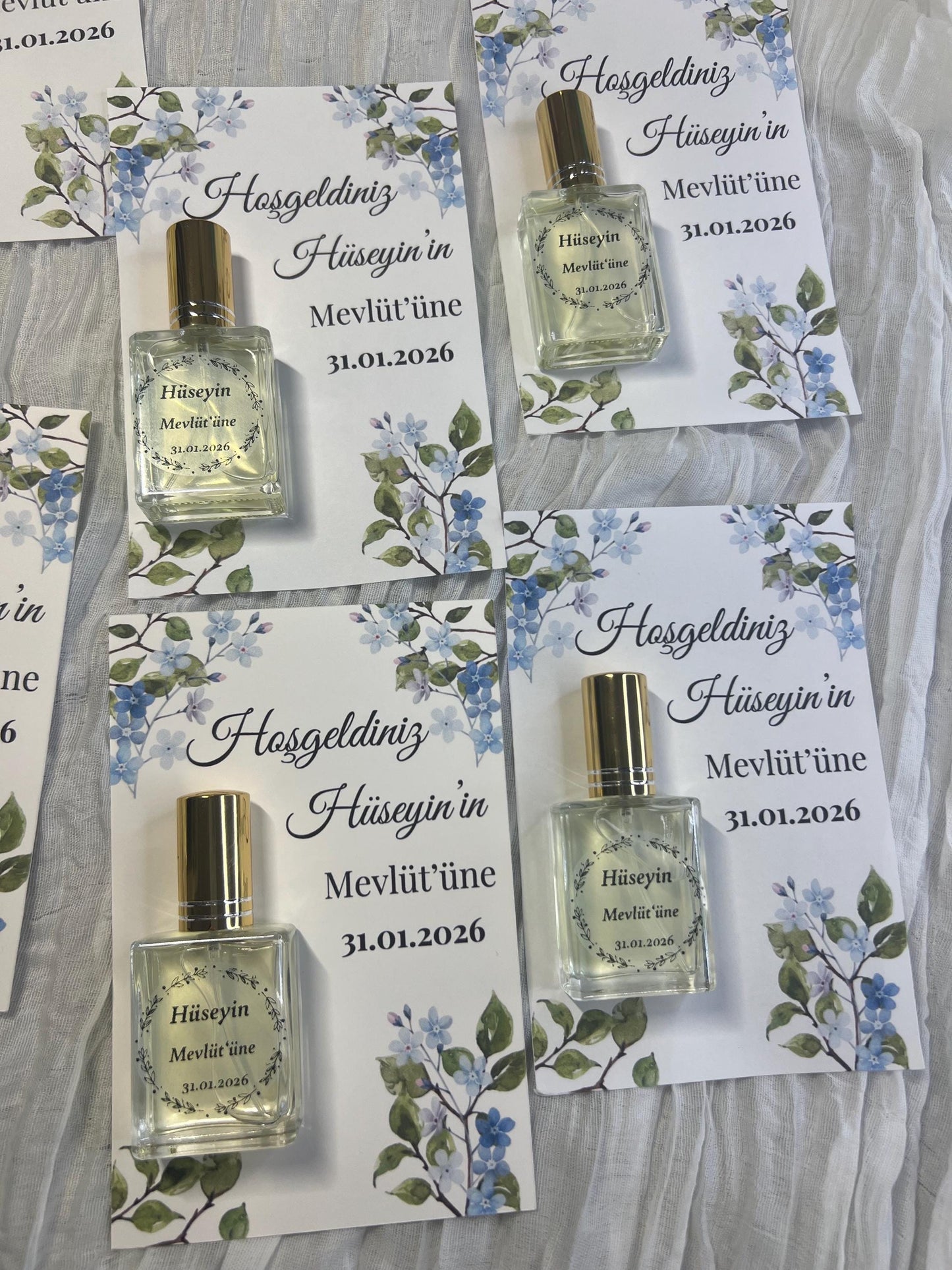 Personalisierte Mevlüt Karte, Gastgeschenk Karte mit Kolonya Sprühflasche, Mevlüt Hediye, Tischkarte, Baby, Sünnet, Nişan, Bebek Geschenk