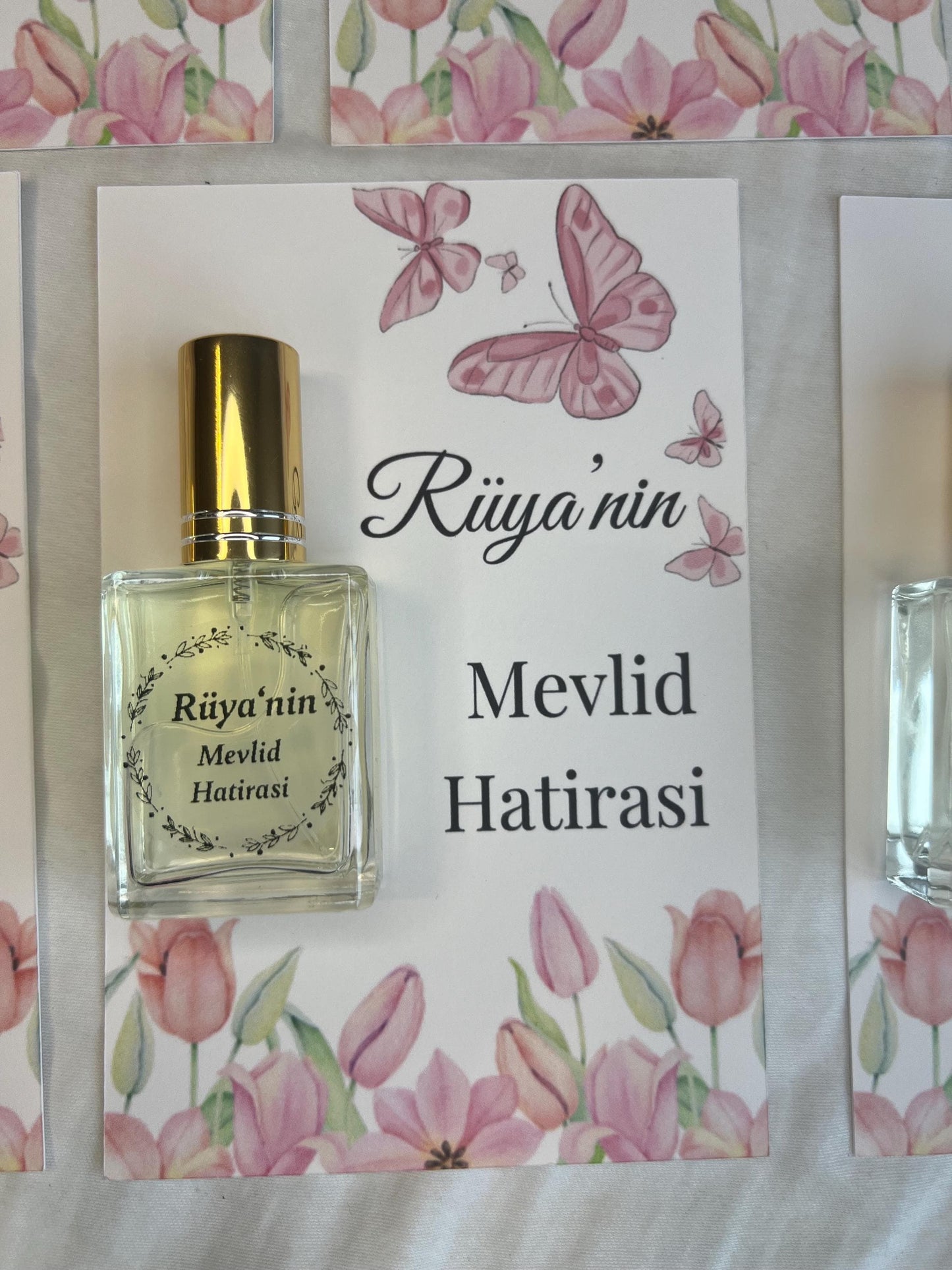 Personalisierte Mevlüt Karte, Gastgeschenk Karte mit Kolonya Sprühflasche, Mevlüt Hediye, Tischkarte, Baby, Sünnet, Nişan, Bebek Geschenk