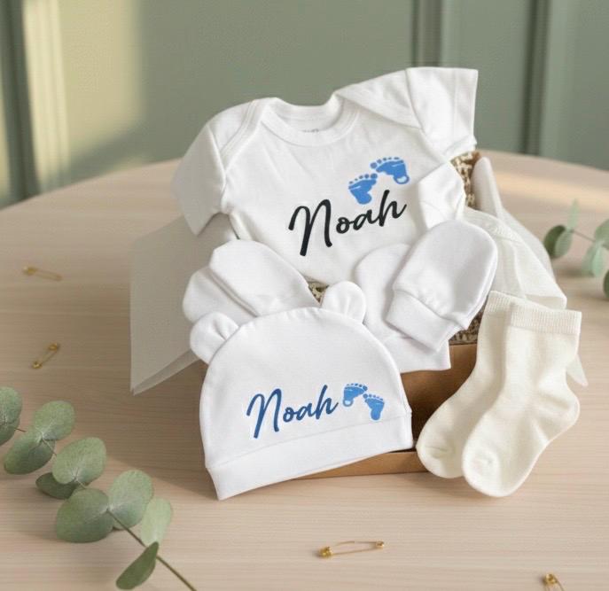 Personalisierte Baby Geschenkbox zur Geburt  hochwertiges Neugeborenen Set mit Namen, sofort bereit zum Verschenken