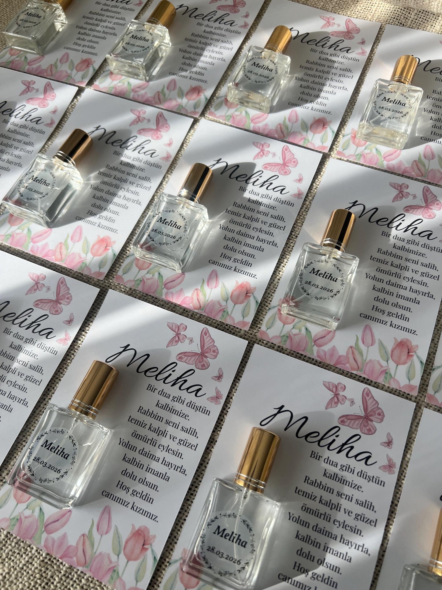 Personalisierte Mevlüt Karte, Gastgeschenk Karte mit Kolonya Sprühflasche, Mevlüt Hediye, Tischkarte, Baby, Sünnet, Nişan, Bebek Geschenk