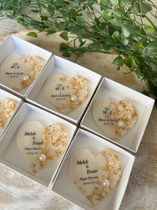 Gastgeschenk Hochzeit, Nişan, Verlobung, Sünnet, Mevlüt Hatırası,personalisiertes Resinherz mit Magnet und Trockenblume, Gastgeschenk