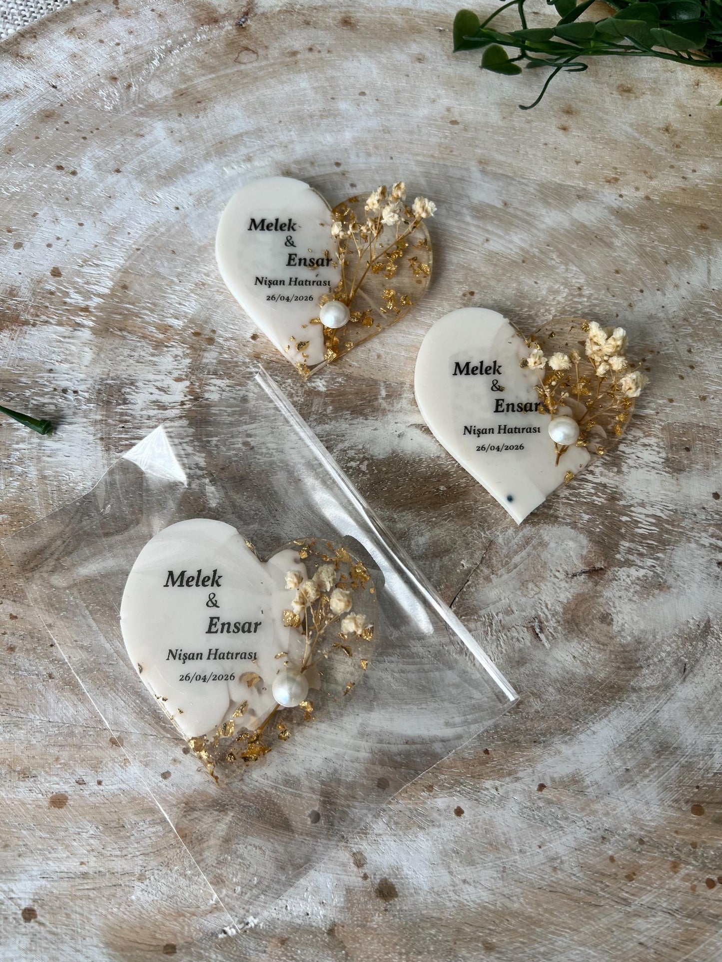 Gastgeschenk Hochzeit, Nişan, Verlobung, Sünnet, Mevlüt Hatırası,personalisiertes Resinherz mit Magnet und Trockenblume, Gastgeschenk
