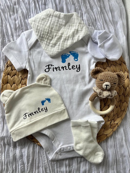 Personalisierte Baby Geschenkbox zur Geburt  hochwertiges Neugeborenen Set mit Namen, sofort bereit zum Verschenken