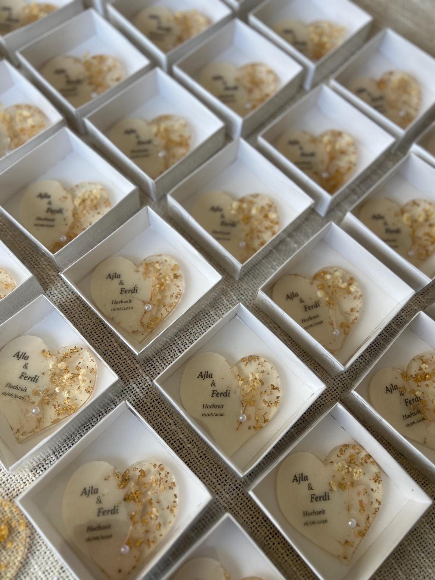 Gastgeschenk Hochzeit, Nişan, Verlobung, Sünnet, Mevlüt Hatırası,personalisiertes Resinherz mit Magnet und Trockenblume, Gastgeschenk