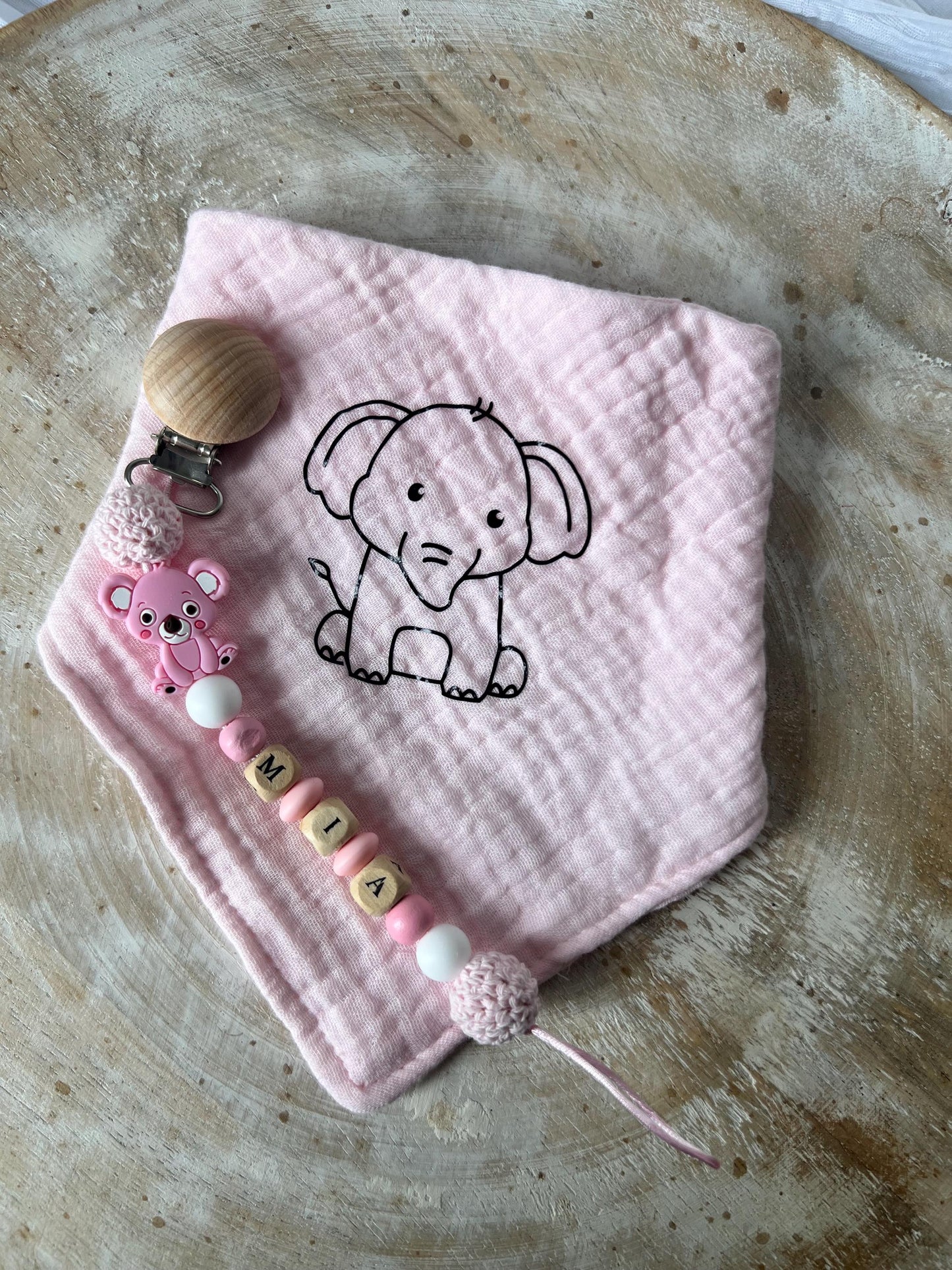 Personalisiertes Baby Geschenkset | Box mit Name | Musselintuch Schnullerkette Rassel | Geburtsgeschenk Junge Mädchen | Newborn Gift Box