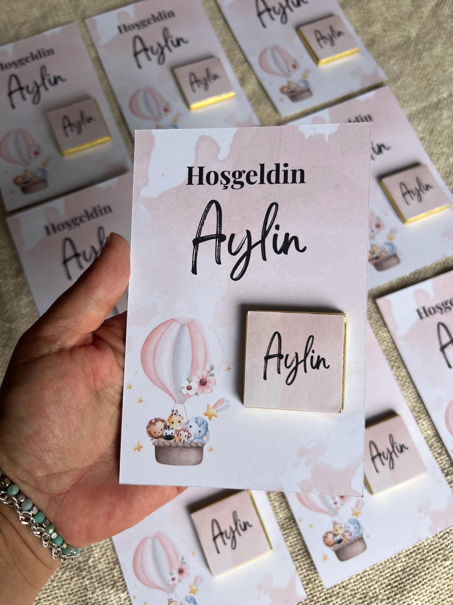Personalisierte Mevlüt Karte mit Schokotaler, Mevlüt Kartı, Hoşgeliniz, Tischkarte, Baby Willkommenstischkarte, Hoşgeldin Bebek